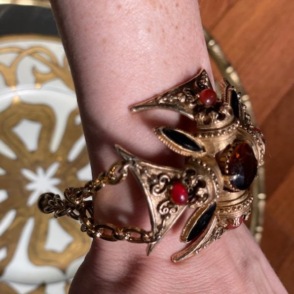 Custom Vintage Bracelet - Picture 4 of 12